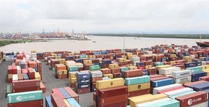 Viet Nam records $1b trade deficit in first half of January