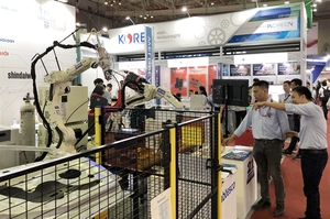 Exhibitions showcasing metalworking innovations open in HCM City