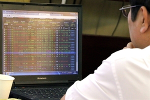 VN stocks decline for fourth trading day
