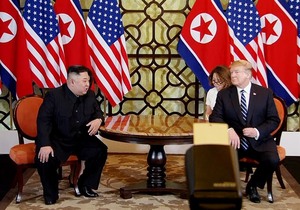 Trump, Kim begin second working day