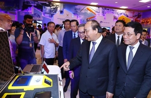 Tech can lead Viet Nam past the middle-income trap: forum