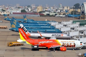 Domestic airlines becoming more punctual