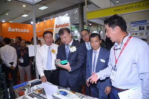 Vietnam Manufacturing Expo attracts record number of industrial visitors