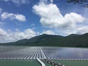 Hydro-floating solar farms: new opportunity for VN's renewable energy