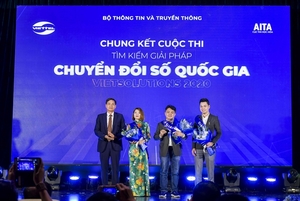 Viet Solutions honours three winners