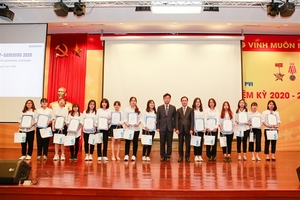 Samsung Vietnam helps develop Korean studies in Viet Nam