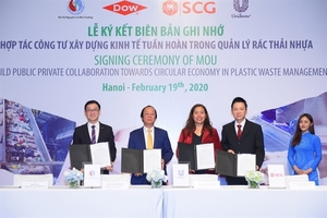 MONRE teams up with firms on plastic waste management