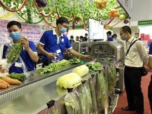 Int’l exhibition for horticulture and floriculture sector opens in HCM City
