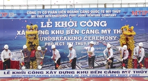 Quang Tri start work on large-scale port