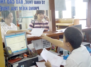More than 3,000 business households in Ha Noi dissolved or suspended due to Covid-19