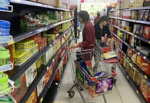Retail sales, service revenues up in two months