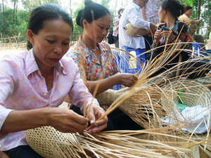 Social enterprises need specific Gov't support policies