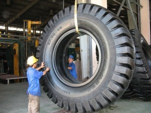 Lower rubber and oil prices increase profit for tyre firms