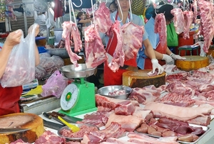 Authorities clamp down on pork price speculation