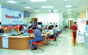 VN stocks pick up, market returns to normal operation