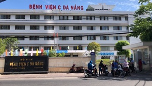 Five banks give Da Nang $1.07m for COVID-19 fight