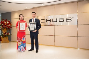 Chubb Life wins awards for ‘Top 10 Most Reputable Insurance Companies’ and ‘Top 500 Fastest Growing Enterprises in Vietnam’
