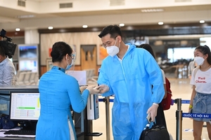 Ha Noi, Hai Phong allow arriving passengers to quarantine at home