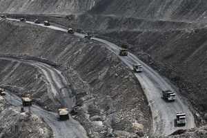 Vietnamese firms yet to benefit from world coal price fever