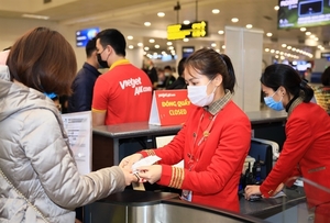 Vietjet re-opens seven domestic routes from October 10