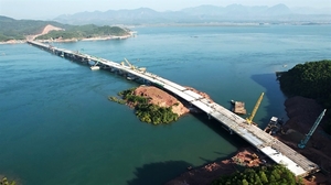 Major bridges in Quang Ninh completed at year-end