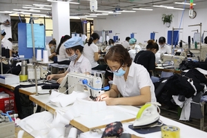 Viet Nam hits 2021 garment export target