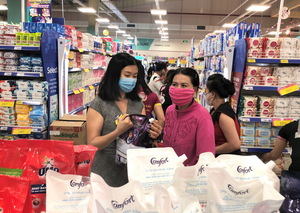 Co.opmart, Co.opXtra supermarkets to work longer hours before Tet