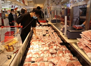 VN increases pork imports to cool off domestic prices
