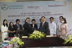 AstraZeneca, Da Nang boost ties in lung cancer treatment and care