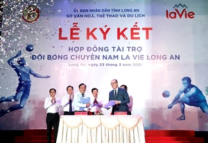 La Vie becomes main sponsor of Long An men’s volleyball team