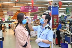 Saigon Co.op increases stocks of essential goods, takes COVID precautions