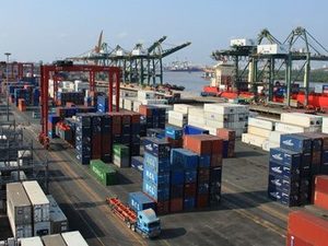 HCM City logistics companies unhappy with COVID isolation of ports