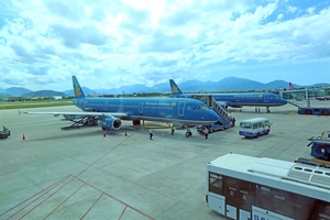 Vietnam Airlines asks to continue listing on HoSE despite negative equity