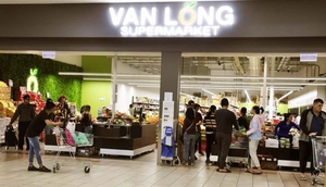 Overseas Vietnamese firms are suppliers of Vietnamese goods to foreign markets