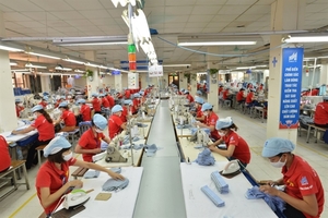 Viet Nam's garment export value up in nine months