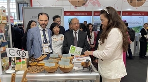 Viet Nam attends int’l food trade show in Paris