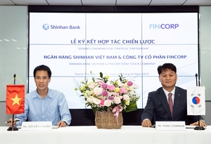 Shinhan Bank partners with FinCorp to help customers invest more easily