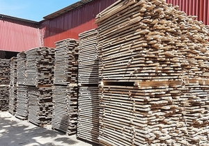 Laminated wood producers on the line amid falling new orders