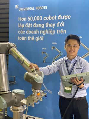 Universal Robots showcases cobots for innovative automation at Propak Vietnam 2022