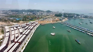 Quang Ninh gives top priority to develop seaports