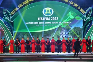 Ha Noi Agricultural Products and Craft Village Festivals open