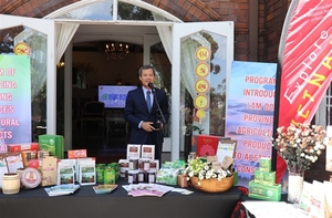 Lam Dong promotes trade and introduces farm produce in Australia