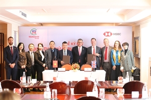 Trungnam Group signs strategic partnership with HSBC Vietnam