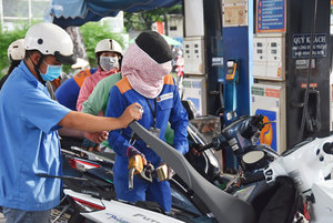 City calls for strengthened inspection of petroleum distributors, prevent violations