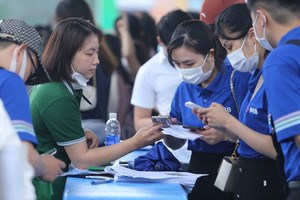 Second Viet Nam Card Day introduces new tech