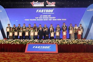 Viet Nam’s 500 fastest-growing companies honoured