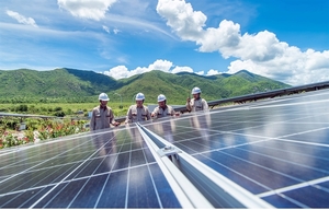 Ninh Thuan leads country in renewables development by turning difficulties into opportunities