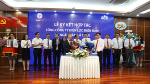 EVNSPC signs cooperation agreement with ACB