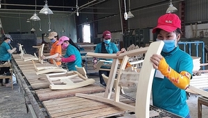 Viet Nam's wood exports decrease as inflation increases