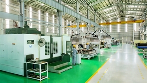 Gradually masters mould production technology, affirms supply chain position